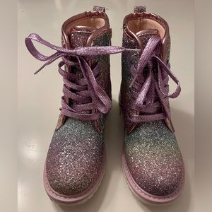 Dolce Vita kids shoes size 2